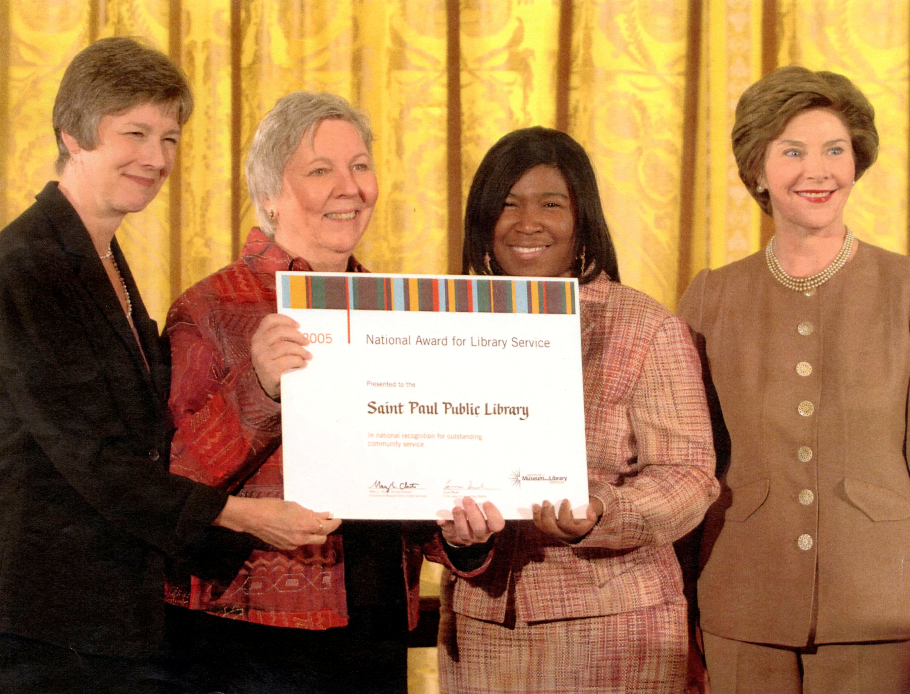 National Public Library Award, 2005